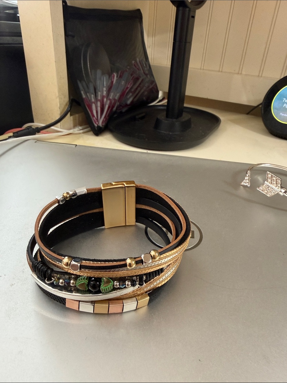 Magnetic wrap bracelet   NWOT multi color.